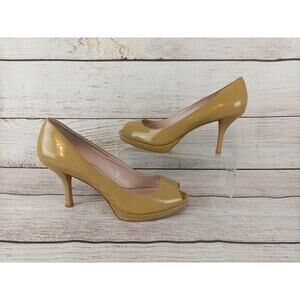 Vince Camuto Womens Peeptoe Platform Heels Sz 38 (US8) Nude Patent Leather